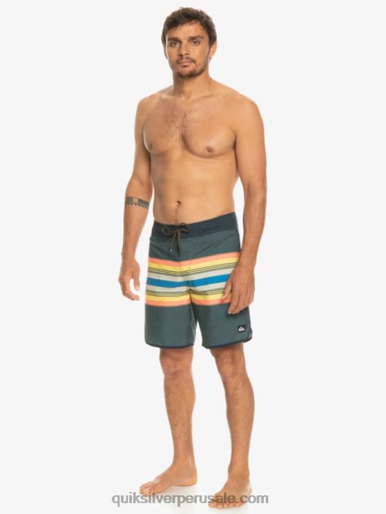 Quiksilver N8LNT768 hombres chaqueta azul marino shorts de baño todos los días festoneado 19